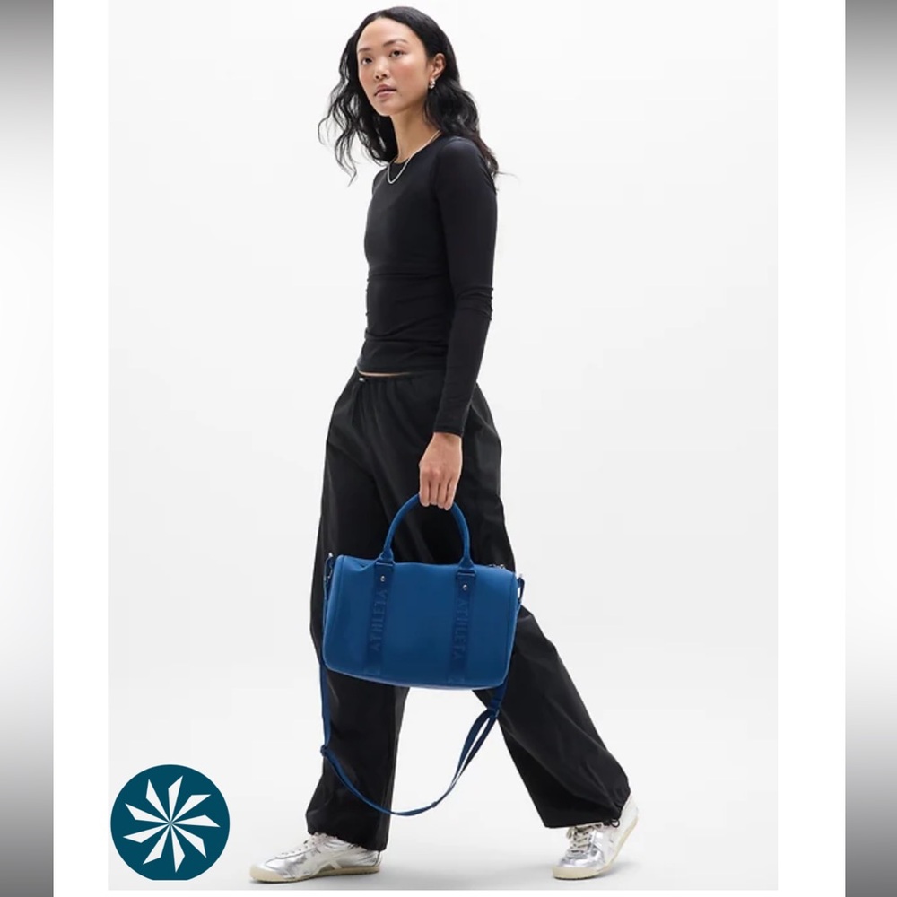 Athleta Diem Speedster Handbag - Sold Out Maritime Color - NWT